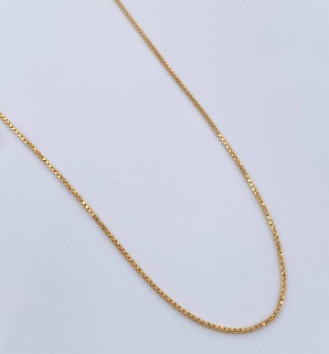 Cadena Veneciana / Peso: 1,6 Gr Prom / Largo: 45 Cms / Ancho: 0,64mm - 18K